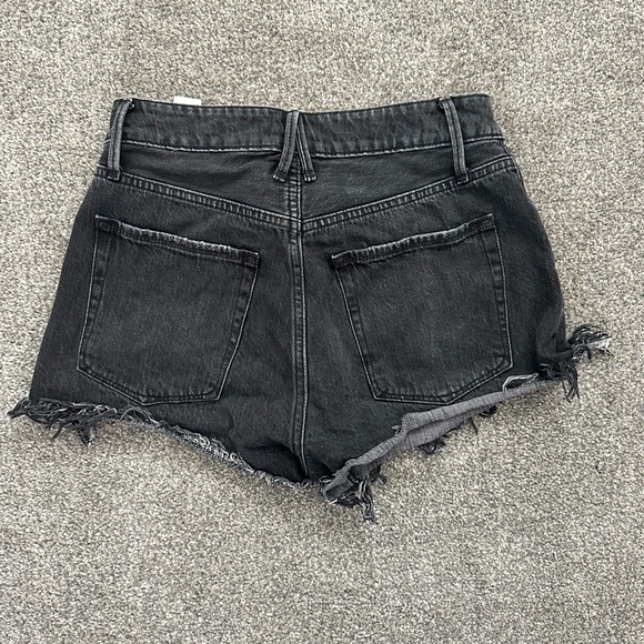 Good American Shorts - Picture 2 of 2